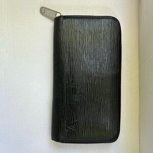 Louis Vuitton Epi Leather Zippy Wallet
